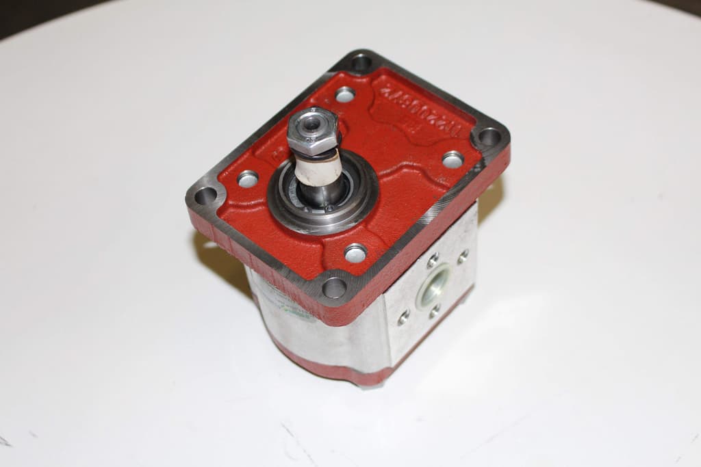 Pompe simple à engrenage 11