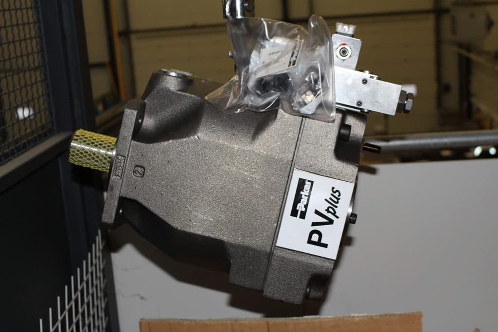 Pompe à piston PV180R1K1T1NUPK